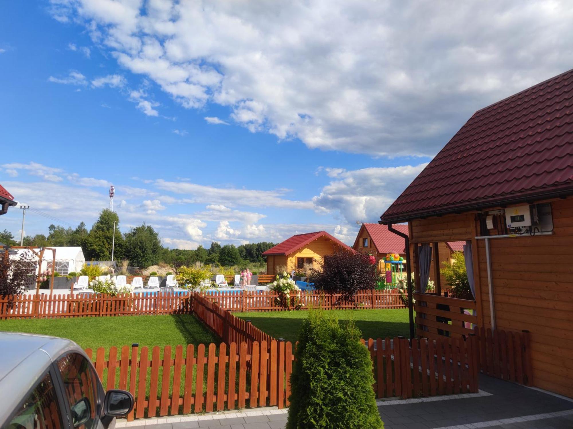 Miodowa Sadyba Domki Caloroczne Kluczbork Ligota Zamecka Экстерьер фото